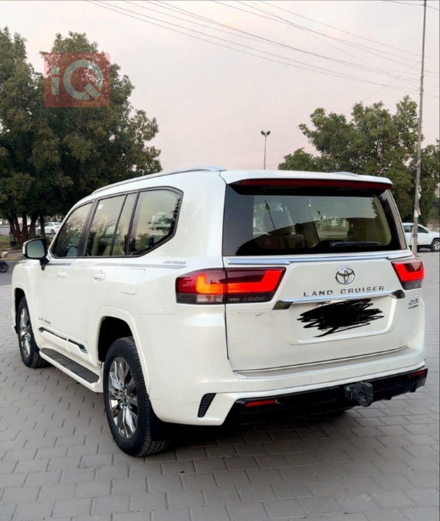 تويوتا لاندكروزر